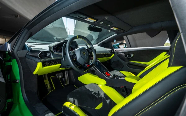 Зеленый Lamborghini Huracan Tecnica Photo 13