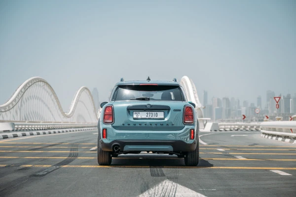 Green Mini Countryman Desert Night Edition Photo 3