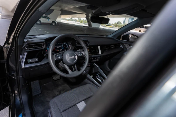 Серый Audi A3 Photo 5