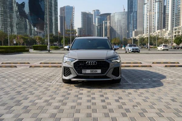Серый Audi RSQ3 Photo 13