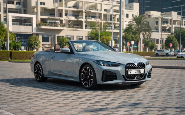 Grey BMW 430i cabrio Photo 2