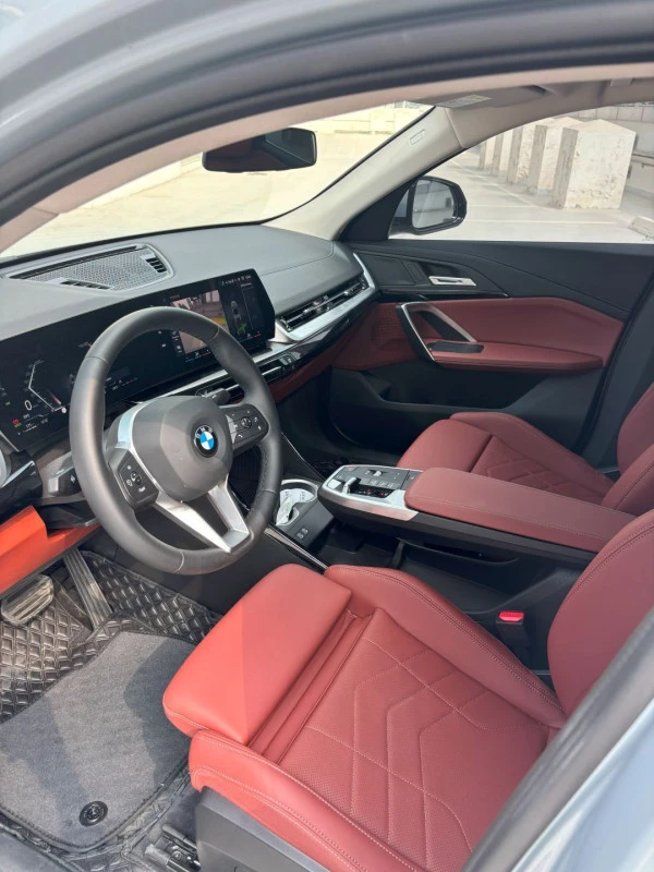 Серый BMW X2 Photo 3