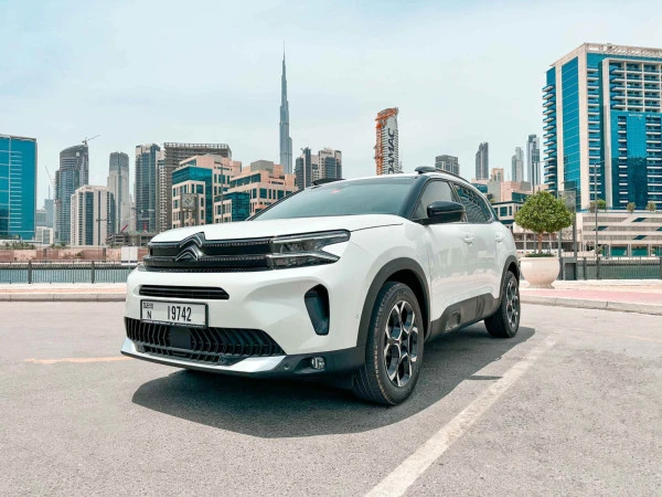 White Citroen C5 Aircross Photo 5