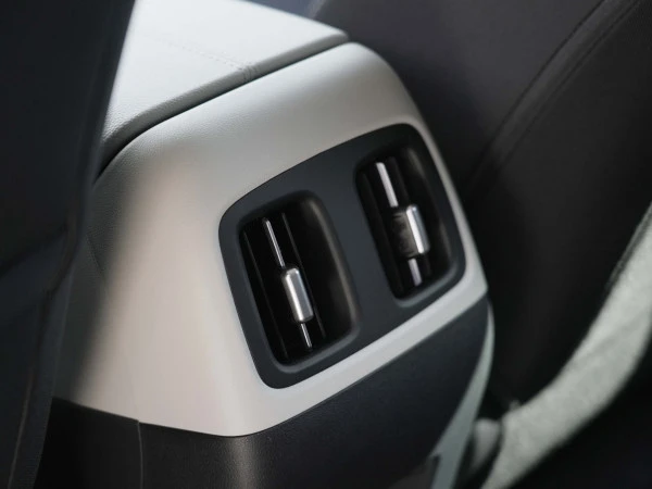 Grey Hyundai Tucson Photo 4