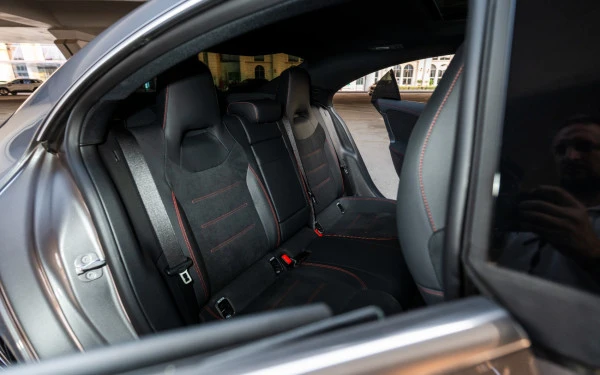 Grey Mercedes CLA200 Photo 15