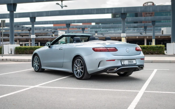 Grey Mercedes E200 Cabrio Photo 3