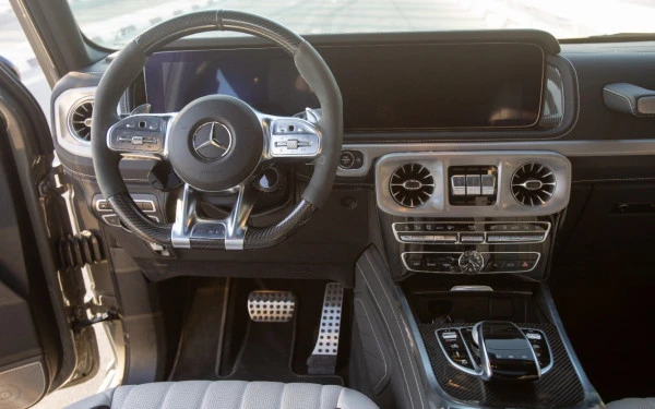 Grey Mercedes G63 AMG Photo 4