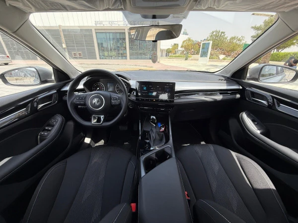 Grey MG5 PLUS Photo 2