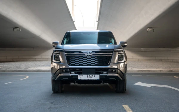 Grey Nissan Patrol V6 Photo 3