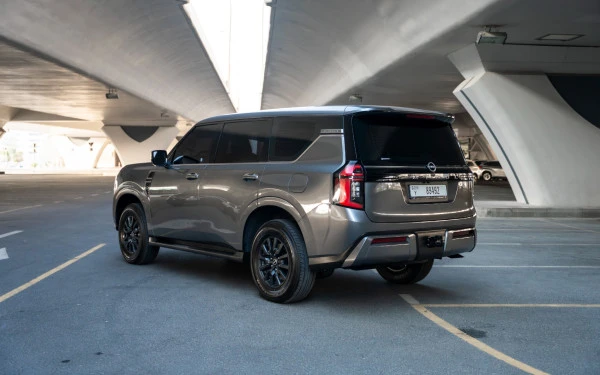 Grey Nissan Patrol V6 Photo 7