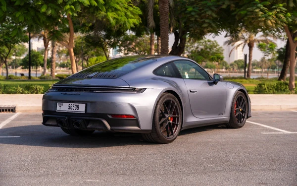 Серый Porsche 911 Carrera GTS Photo 8
