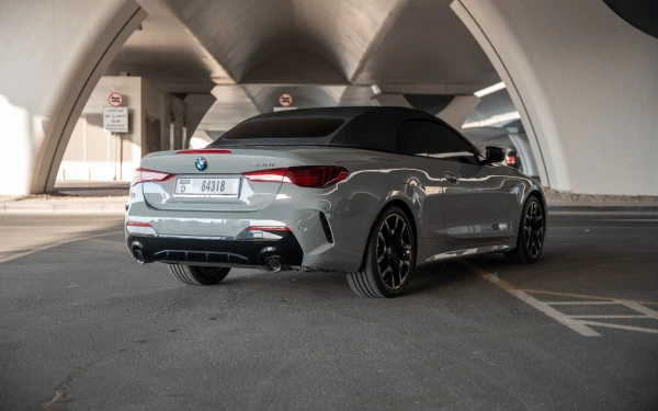 Nardo grey BMW 420i Photo 4