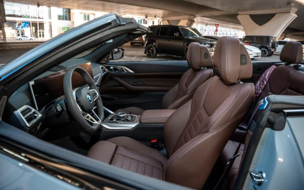 Nardo grey BMW 420i Photo 8
