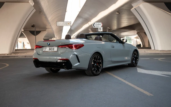 Nardo grey BMW 420i Photo 10