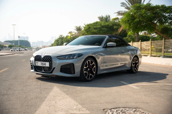 Nardo grey BMW 420i Photo 2