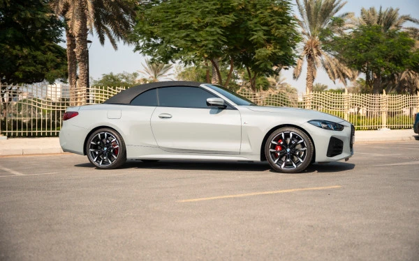 Nardo grey BMW 420i Photo 4