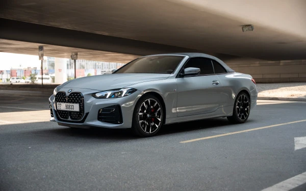 Nardo grey BMW 420i Photo 2