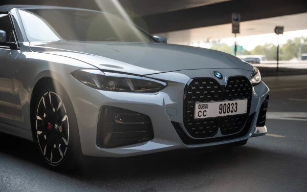 Nardo grey BMW 420i Photo 4
