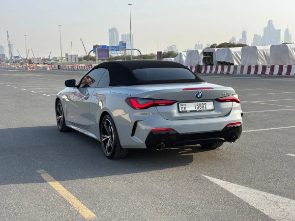 Nardo grey BMW 420i Photo 4