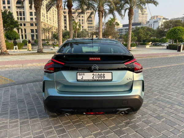 Blue Citroen C4 Photo 3
