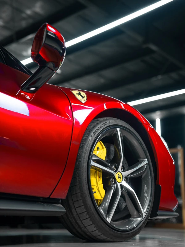 Red Ferrari 296 GTB COUPE Photo 3