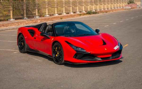 Red Ferrari F8 Tributo Spider Photo 4
