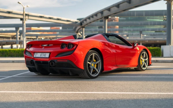 Red Ferrari F8 Tributo Spider Photo 3