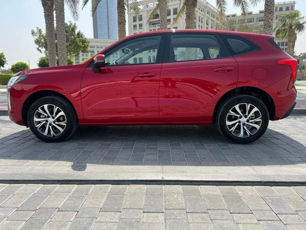 Red Haval Jolion Photo 5