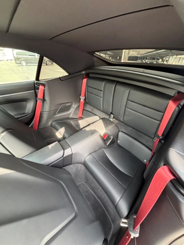 Красный Porsche 911 Carrera Photo 8