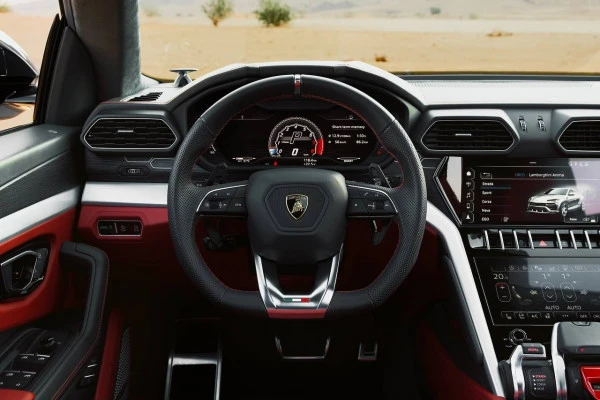 Серебро Lamborghini Urus Photo 4