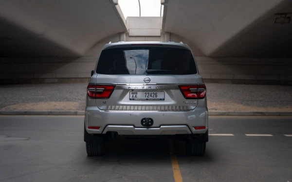 Silver Nissan Patrol Platinum V6 Photo 4