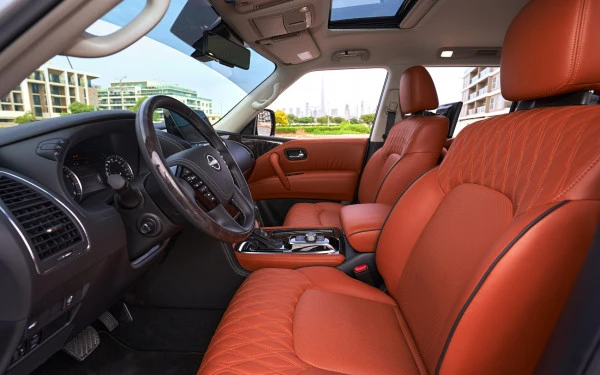 Silver Nissan Patrol Platinum V6 Photo 4