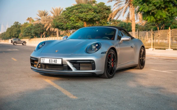 Silver Porsche 911 Carrera GTS Photo 4