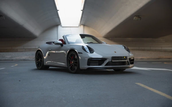 Серебро Porsche 911 Carrera GTS Photo 5