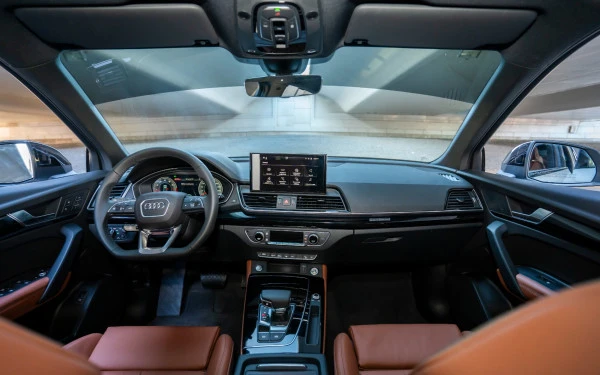 Белый Audi Q5 Sportback Photo 8