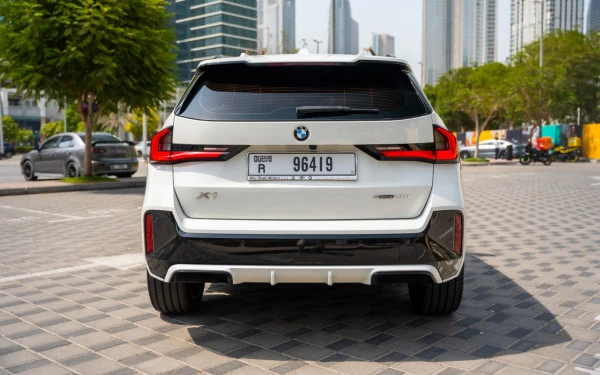 White BMW X1 Photo 7
