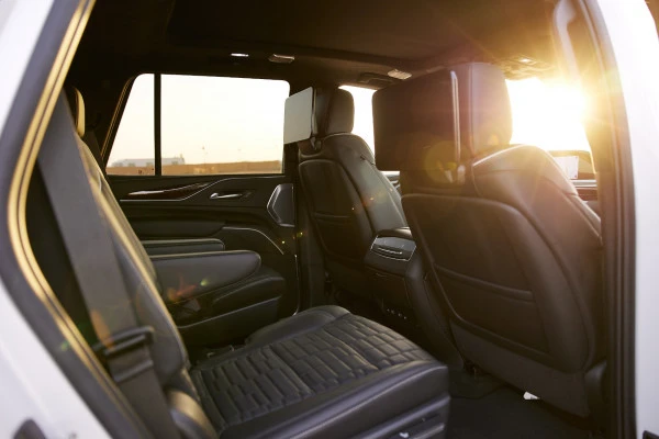 Белый Cadillac Escalade Photo 7