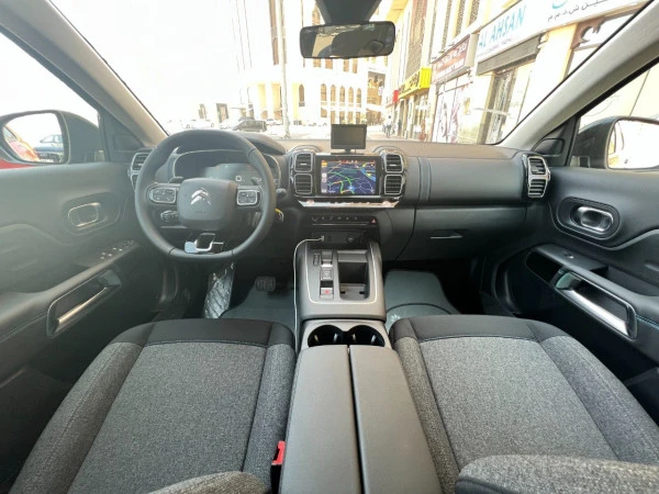 White Citroen C5 Aircross Photo 3