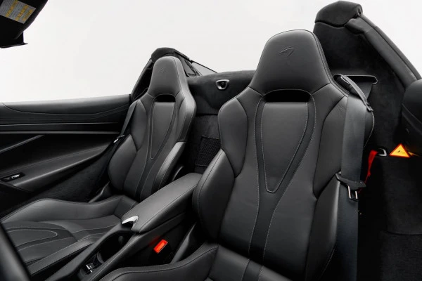 Серый McLaren 720 S Photo 5