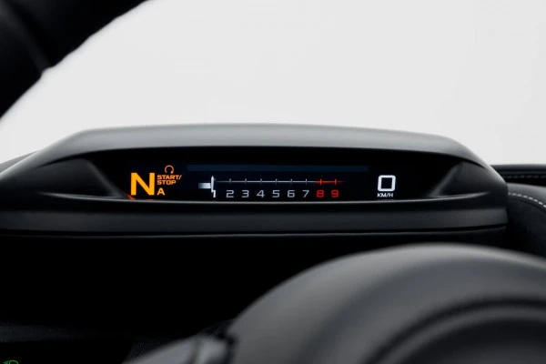 Серый McLaren 720 S Photo 6
