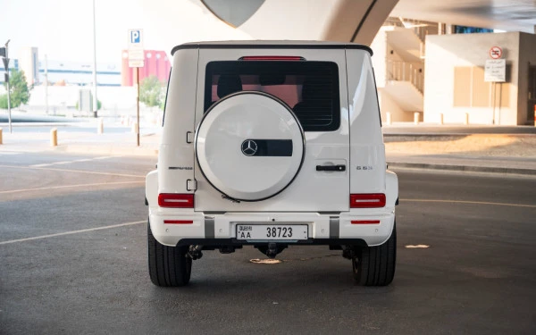 Белый Mercedes G63 AMG Photo 15