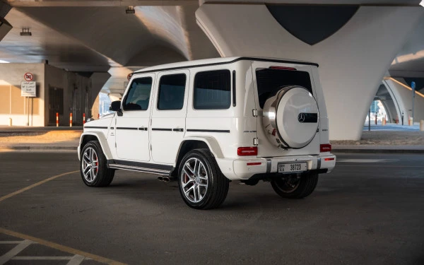 Белый Mercedes G63 AMG Photo 16