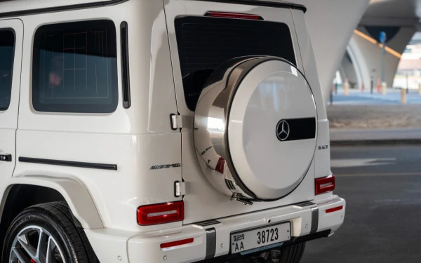 Белый Mercedes G63 AMG Photo 18