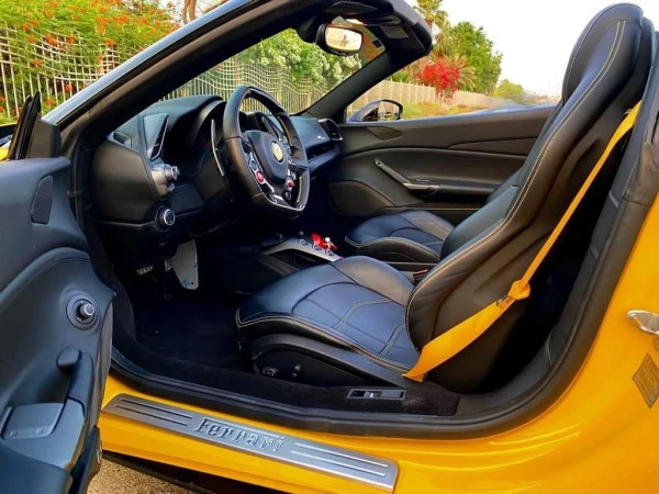 Yellow Ferrari 488 Spyder Photo 4