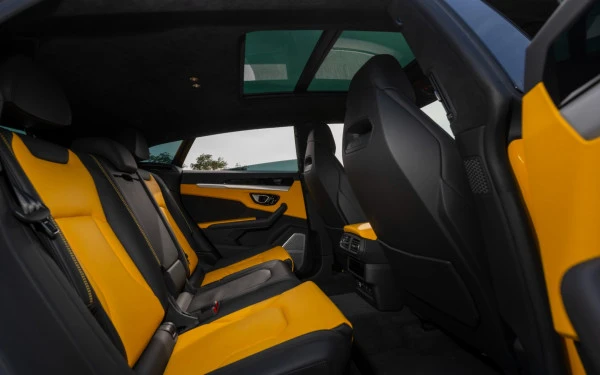 Yellow Lamborghini Urus Photo 18