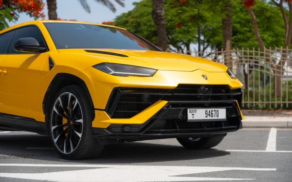 Yellow Lamborghini Urus Photo 3