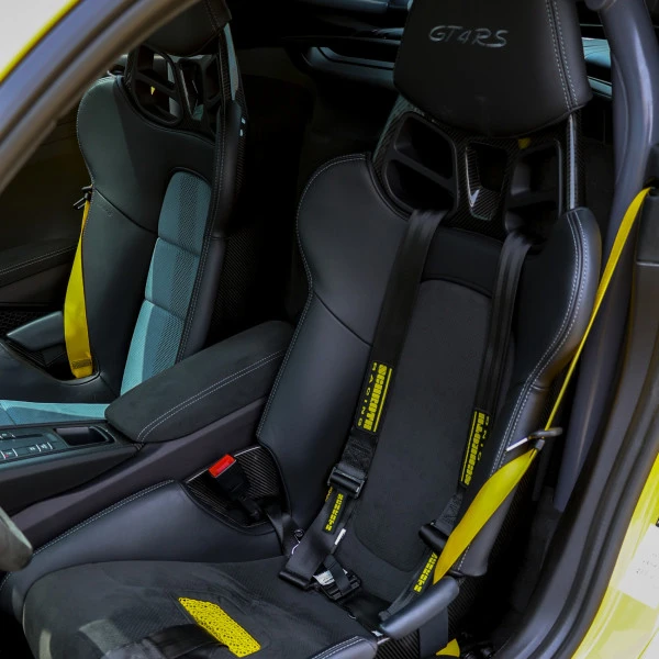 Желтый Porsche GT4 Photo 2