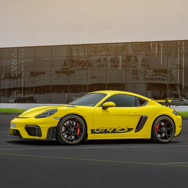 Желтый Porsche GT4 Photo 8
