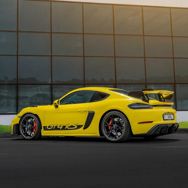 Желтый Porsche GT4 Photo 11